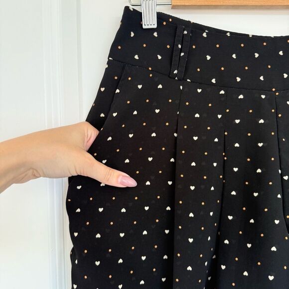 VERO MODA |  Black and White Pleated Mini Skater Skirt - Picture 2 of 11